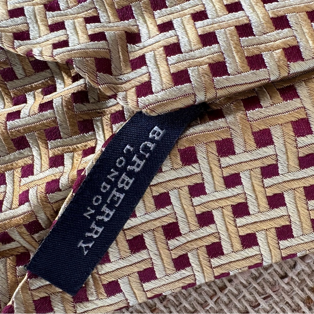 Burberry Gold & Purple Woven All Silk Tie - Picture 7 of 8